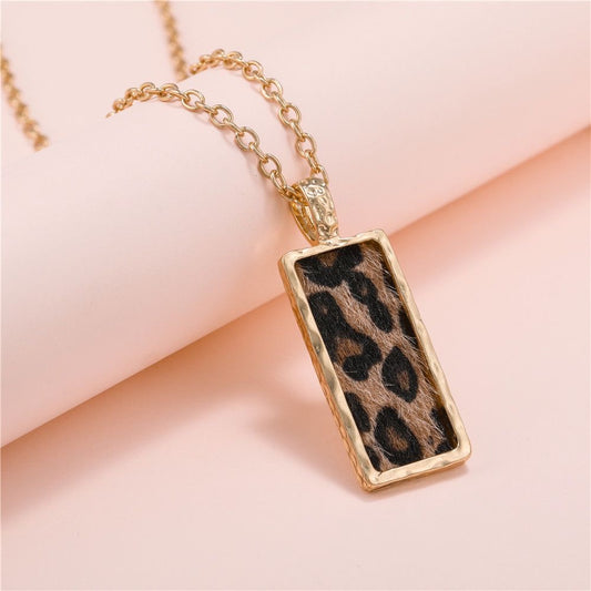 Leopard Long Necklace